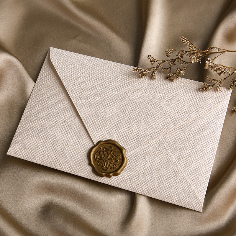 Picture of Linen Envelope Letter Paper Set Retro Love Letter Chinese Style Cowhide Special Paper Invitation Postcard Fire Paint Envelope