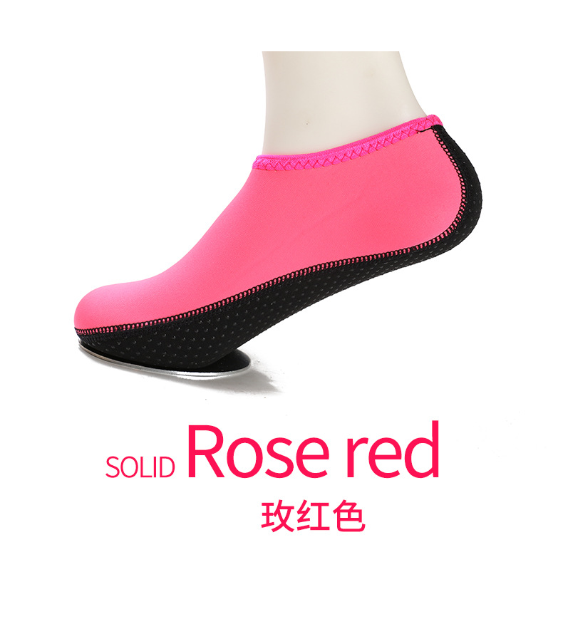 Picture of Beach Shoes for Men and Women, Diving and Snorkeling, Kidsren's Wading and River Swimming Shoes, Soft Shoes, Non-Slip, Anti-Cut, Barefoot Shoes and Socks