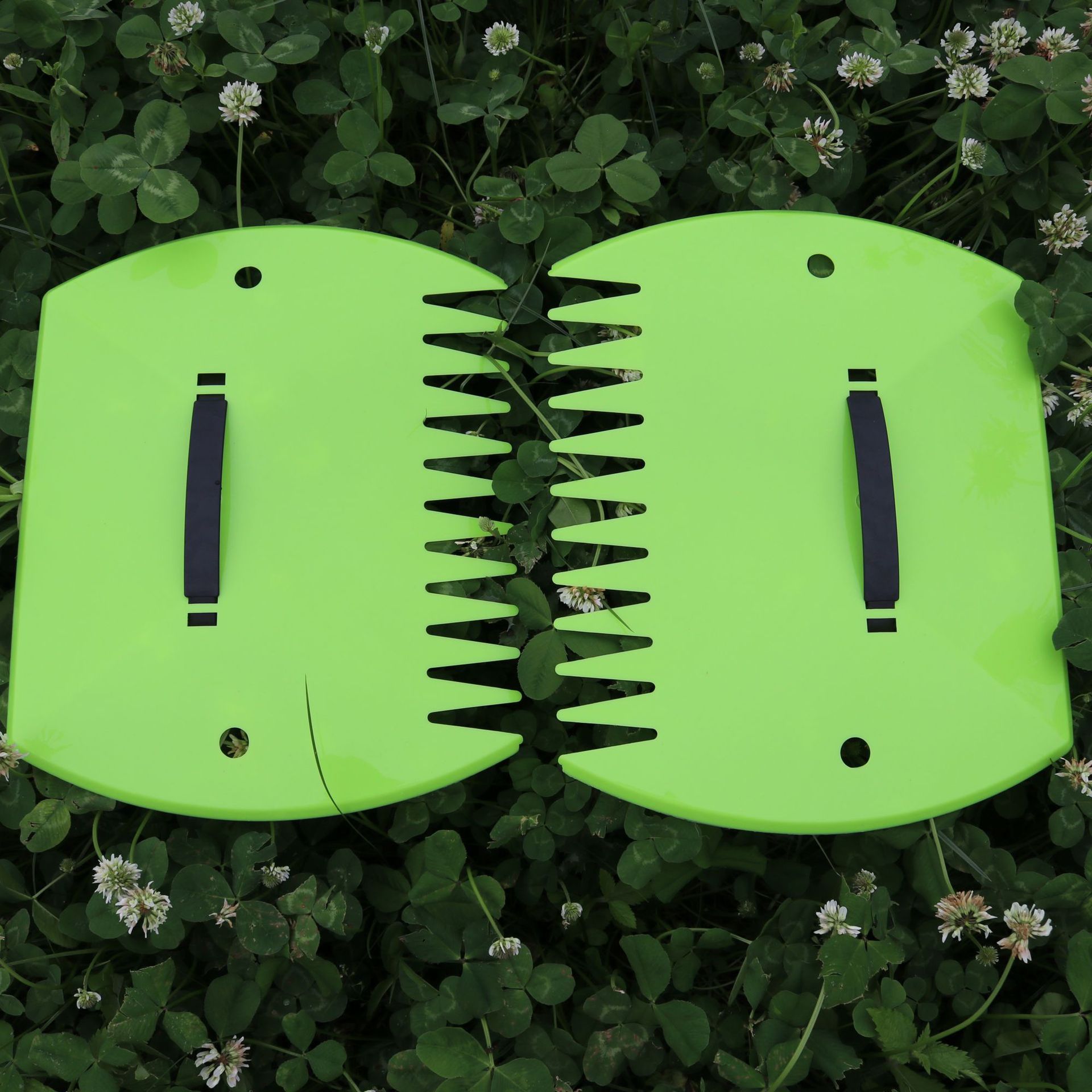 Outdoor leaf leaf clip gardening plastic rake collecting leaf leaf sorting garden tools cross-border