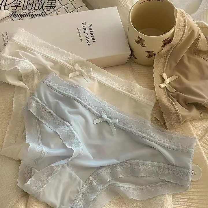 French seamless ice silk underwear women's new summer thin breathable lace Japanese style fresh girl briefs