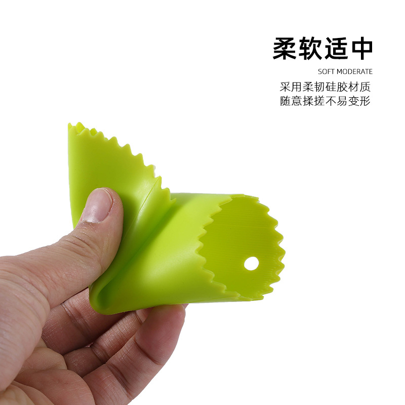 Picture of Complete Collection of Kitchen Artifacts, Silicone Garlic Peeler, Manual Garlic Peeler, Kitchen Simple Creative Gadgets