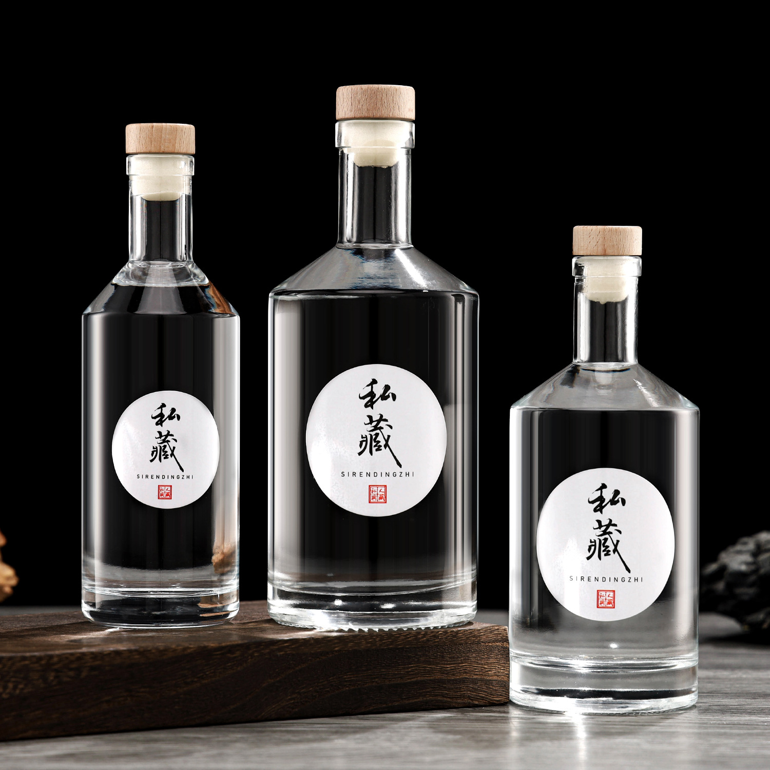 Picture of Crystal white liquor bottle transparent sealed brewed glass sealed household wholesale