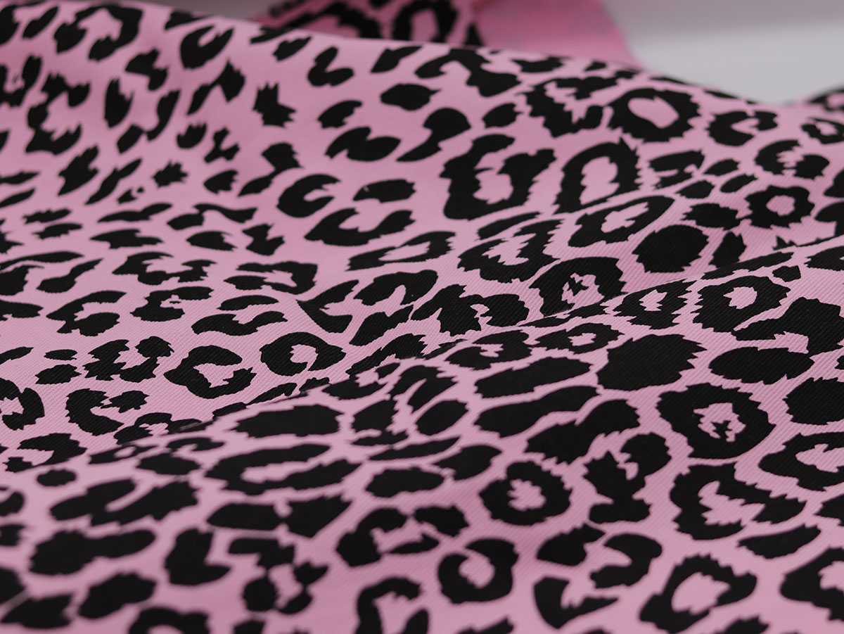 Picture of Animal Print Leopard Print Fabric Pure Cotton Twill Fabric DIY Handmade Clothing Fabric for Making Clothes, Pants, Skirts, Bags
