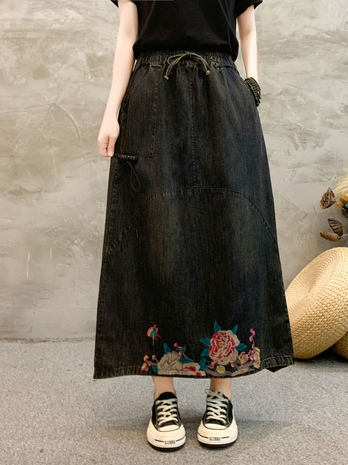 Denim skirt 2024 spring new Chinese style floral embroidered crocheted high waist lace-up outerwear A- line skirt for women
