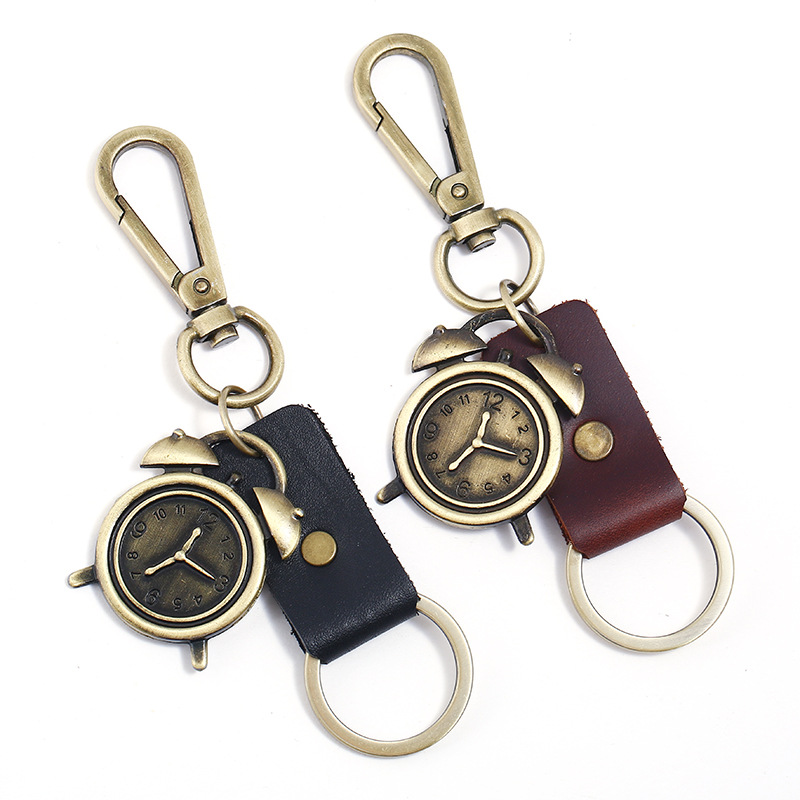 New alloy pendant retro alarm clock cowhide keychain men's jewelry car keychain cross-border e-commerce supply