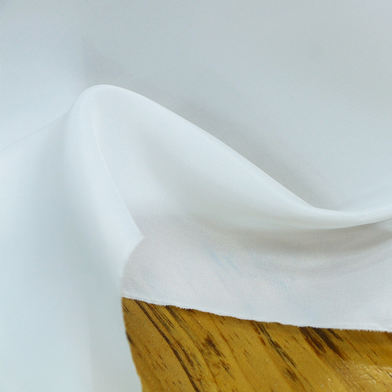 As Light as Poetry｜15Mm Silk and Rayon Blended Power Spun Fabric Shirt Lining Pure Color Fabric