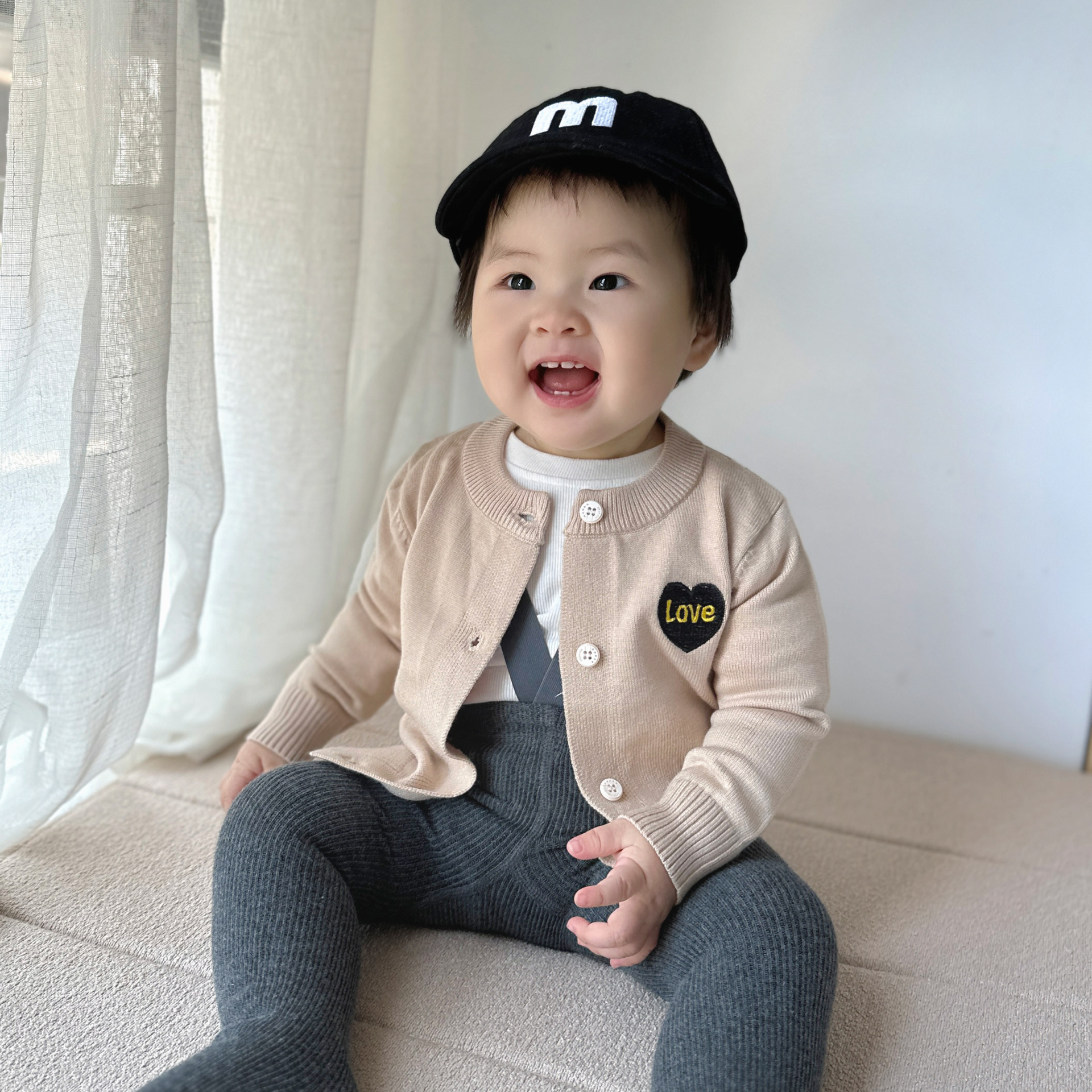 Picture of Live Supply 2025 New Children's Sweater Spring Baby Round Neck Pure Color Outwear Girls Cotton Knitted Cardigan