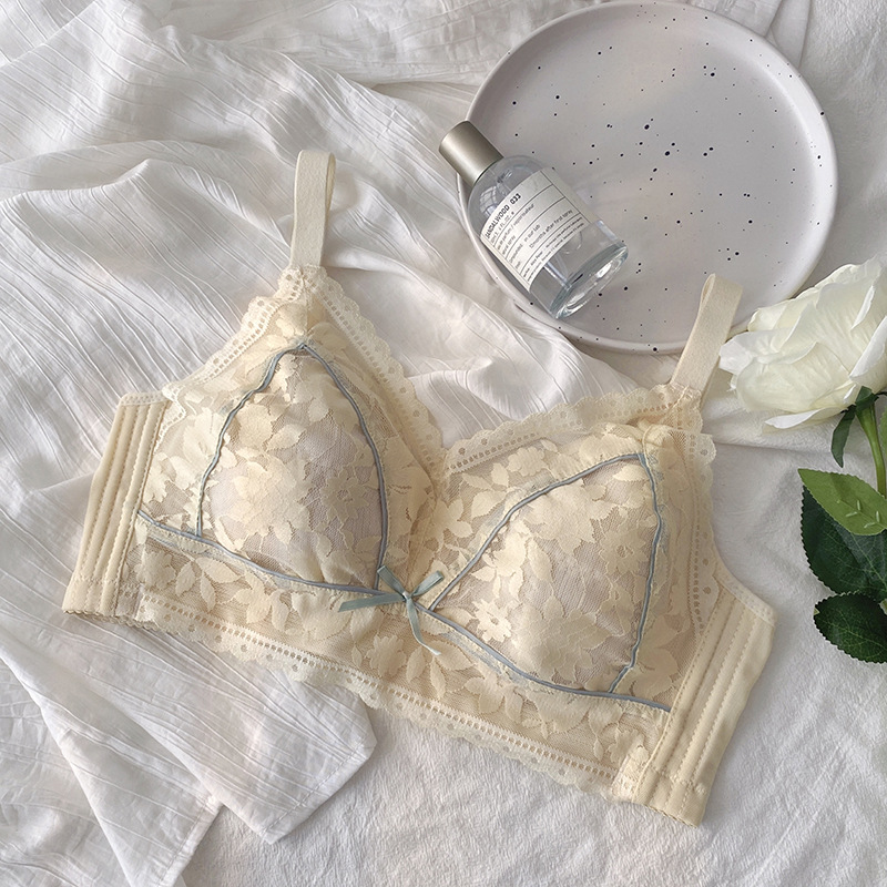 Picture of Women's Large Chest Shiny Underwear Ultra-thin No Negative Circle Large Size Breast Reduction Accessory Breast Anti-sagging Adjustable Push-up Bra