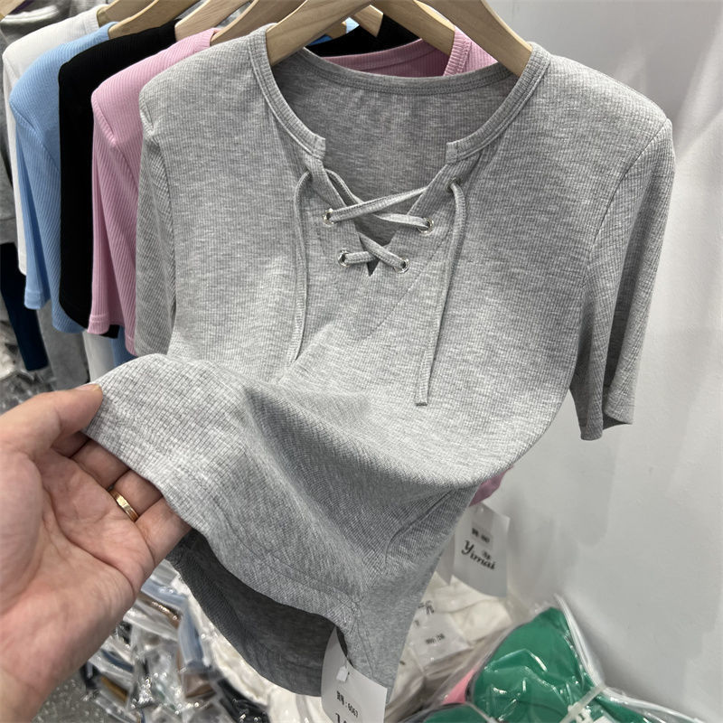 Design Sense Niche Strap Threaded Short-sleeved T-shirt Women's Summer Wear Korean-style New Slim-fit Western-style Arc Shirt Top
