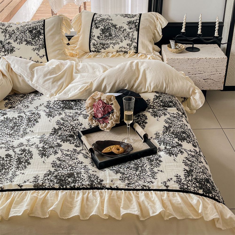 Vintage Palace Style Lotus Leaf Lace Double-layer Yarn Villa Skin-friendly Double Breathable Bedroom Bed Hat Four-piece Set