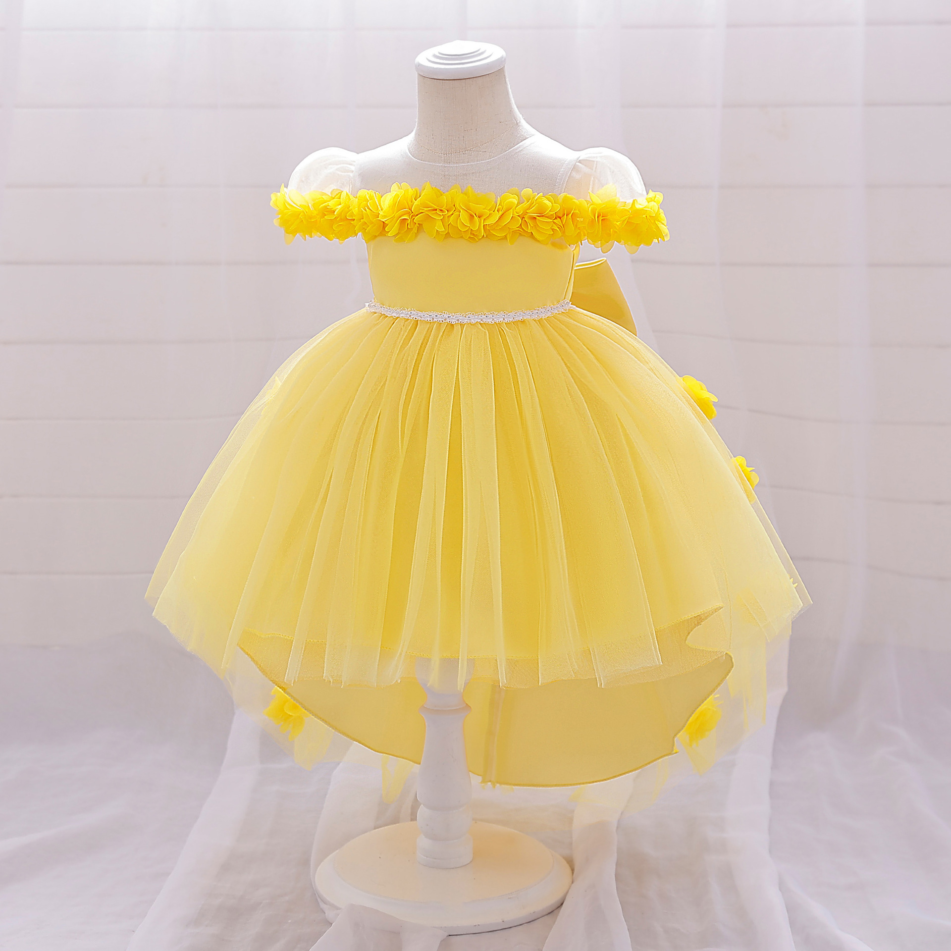 New Girls Dress Appliqué One-Shoulder Dress First Birthday Dress Flower Girl Dress Skirt Tail Performance Dress