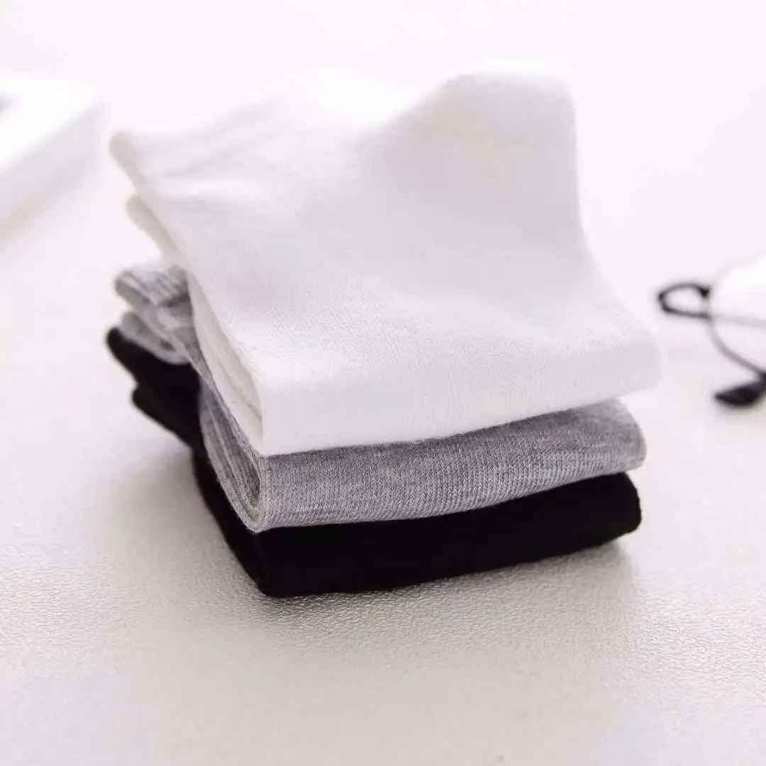 Socks for men and women with spring and summer solid color boat Socks casual men's cotton socks short tube gift socks stall wholesale
