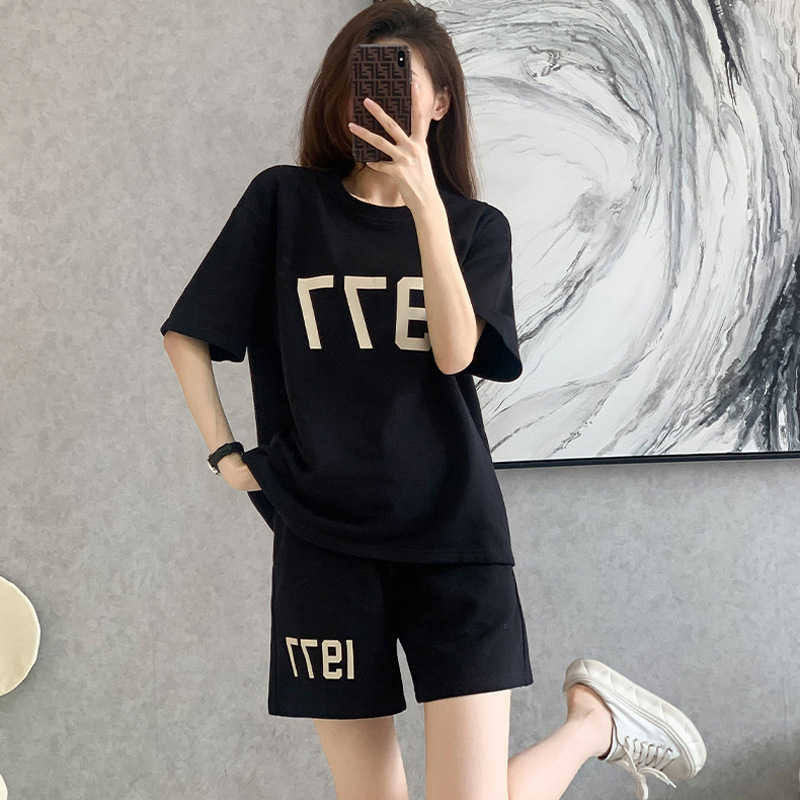 ((M--4XL)) Fashion plus size Casual Sports suit Summer Fashionable Digital Printed Wide-leg Shorts Two-piece Set