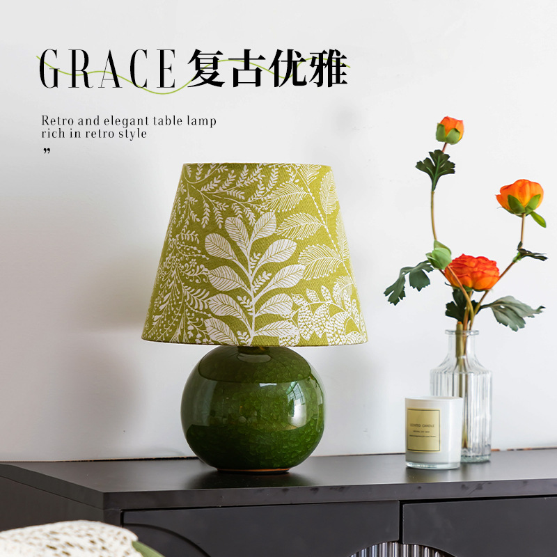 CASA American Retro Table Lamp Green Ice Crystal Ceramic Desktop Ornaments Night Light Bedroom Bedside Atmosphere Decorative Lamp