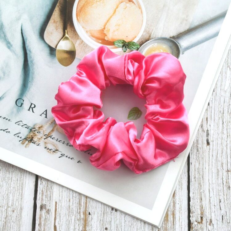 Picture of Cross-Border Amazon Satin Fabric Satin Scrunchie for Women, High-End Bun Hair Tie