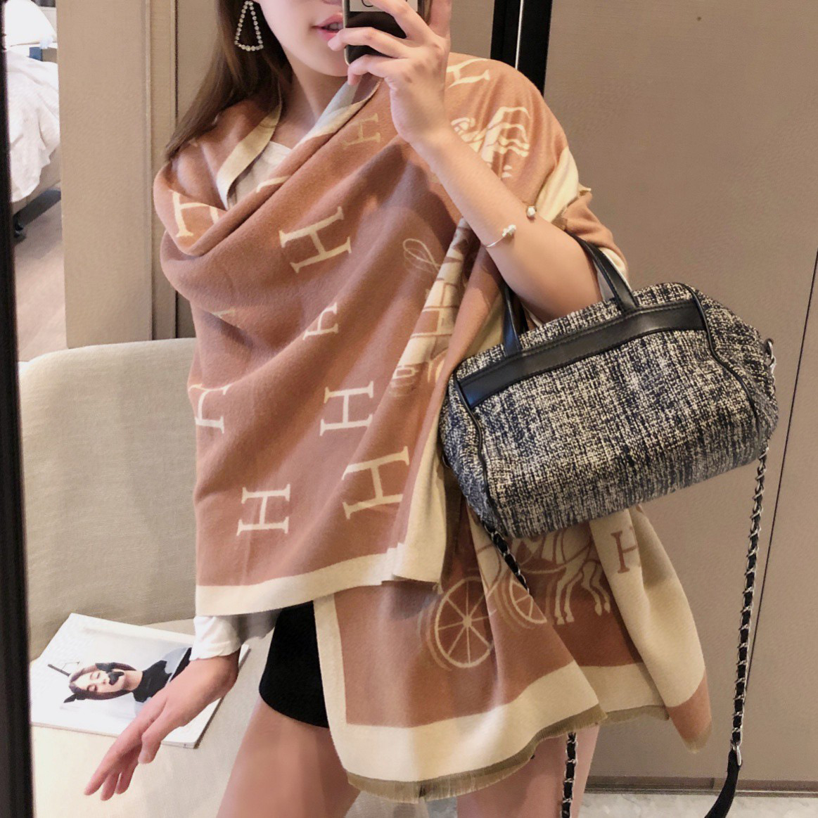 Picture of 2024 New Fashionable Big-Name Versatile Orange High-End Wool Cashmere Shawl Scarf for Women Winter Dual Use