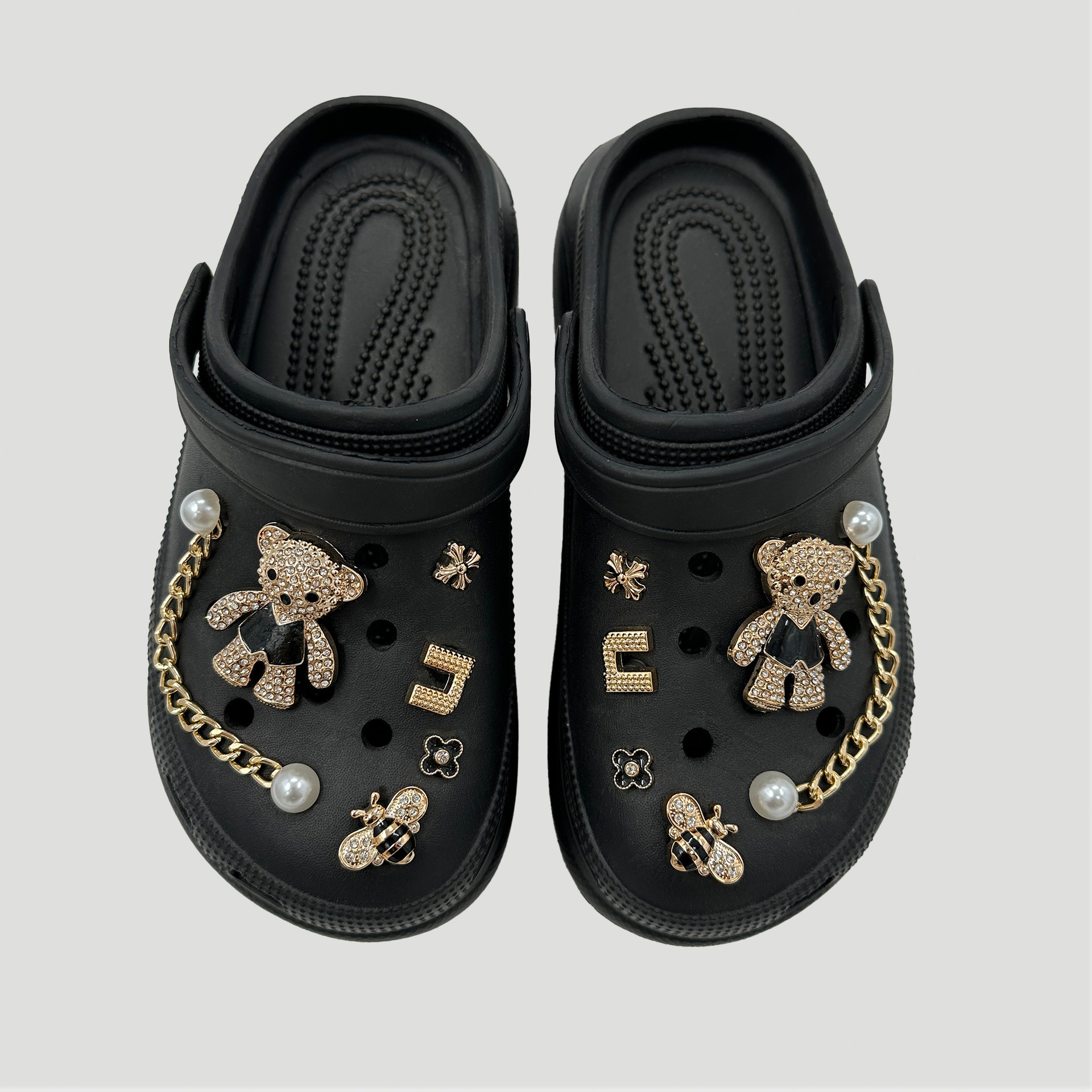 Trendy Detachable Versatile Clogs Cute New Shoe Buckle Popular DIY Set High-End Accessories Cross-Border
