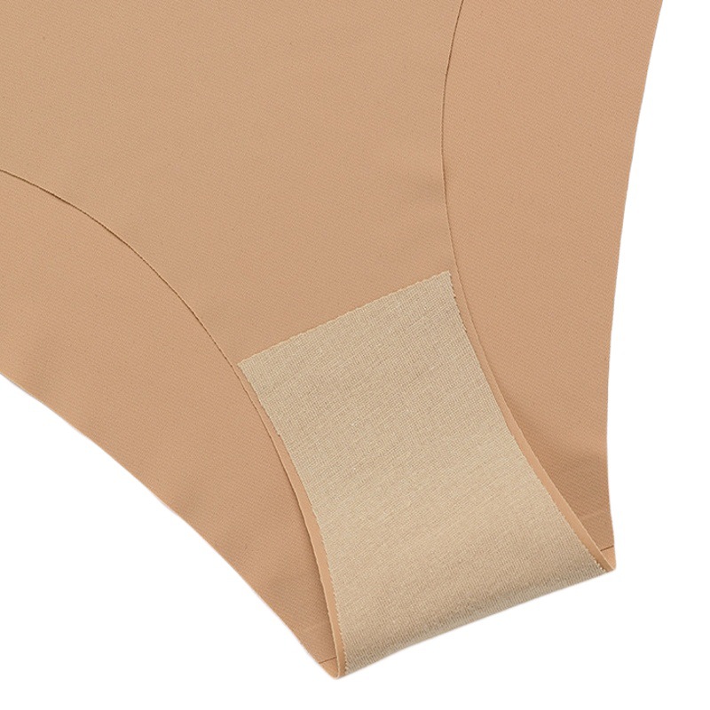 European and American Plus Size Seamless Ice Silk Underwear Women's V-shaped Waist One-piece Pure Cotton Crotch Breathable Women's Briefs