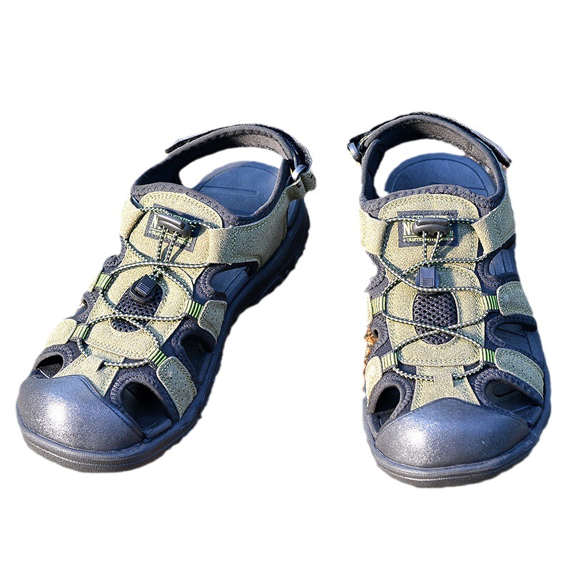 Cross-border Explosions Summer Men's Baotou Sandals Travel Casual Lightweight All-match Casual Shoe Head Magic Buckle EVA Soft Sole
