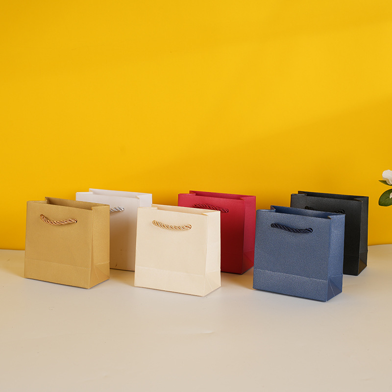 Picture of in stock Red Jewelry Gold Jewelry Handbag Jewelry Gift Packaging Bag Jewelry Paper Bag Mini small size Paper Bag