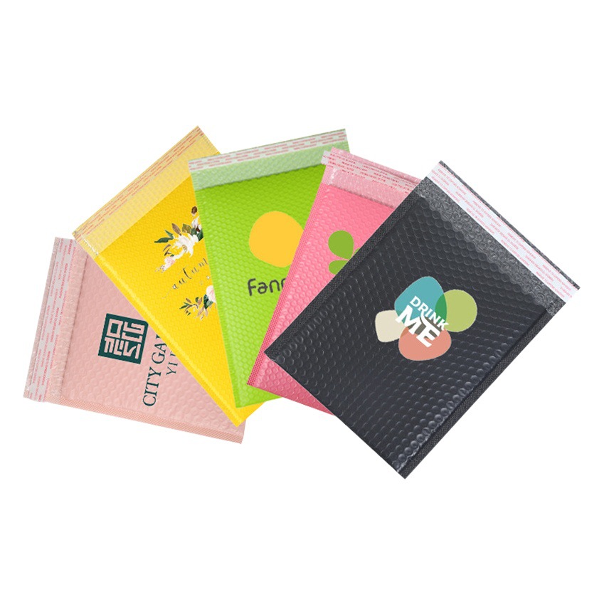 Spot matte co-extruded film Bubble Bag wholesale thick waterproof clothing packaging packing bag foam express bag bulk