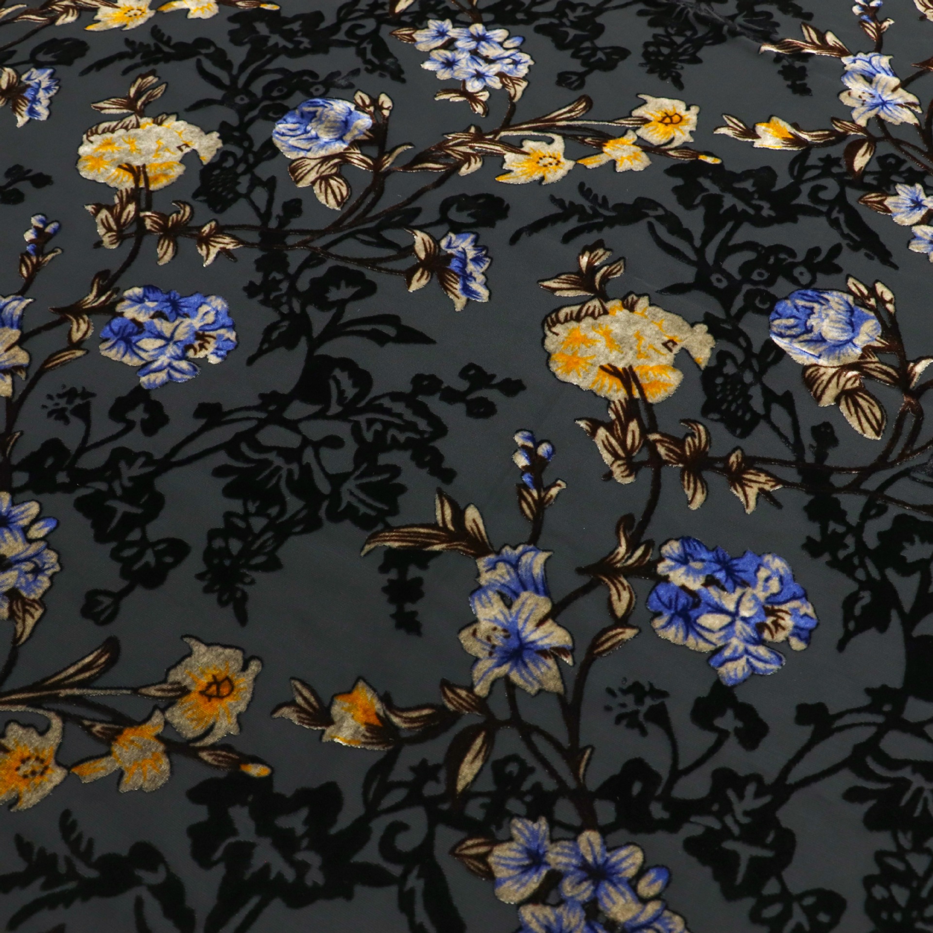 Picture of Factory Wholesale Woven Velvet Brocade Viscose Printed Burnt Flower Velvet Fabric Nightgown Dress Cheongsam