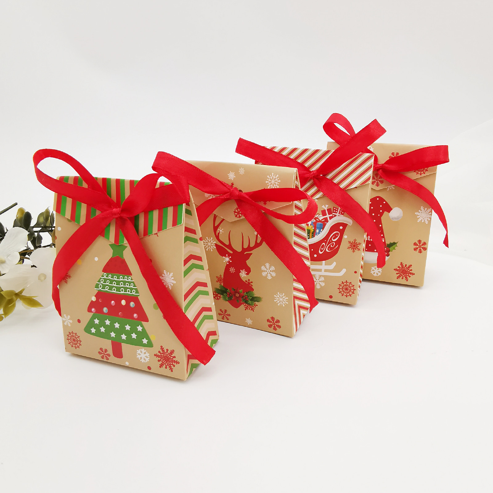 European-style New Christmas Gift Box Christmas Party Candy Box Mini small size Packaging Box Promotion