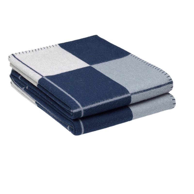 European Simple H Letter Blanket Office Blanket Modern Sofa Blanket Air Conditioning Blanket Travel Blanket Blanket Scandinavian Style