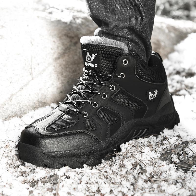 Couple's leisure work shoes autumn and winter high-top outdoor hiking shoes 2022 new warm cross-border large size cotton shoes