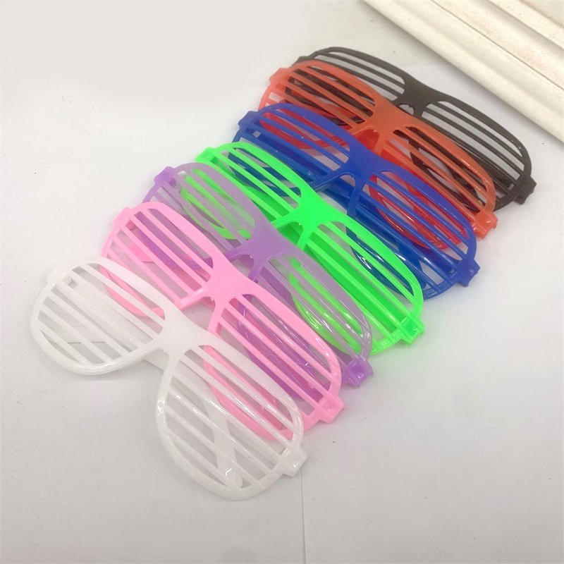 Picture of Blinds Glasses Frame Masquerade party party Glasses party Decorative Glasses No Lenses