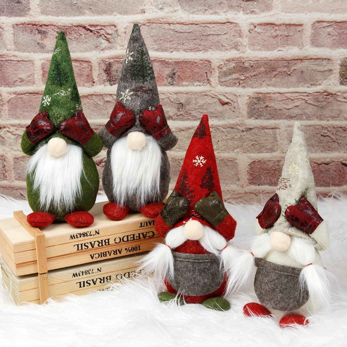 Cross-border new cover eye doll faceless doll dwarf Rudolf standing decoration Christmas party store decoration
