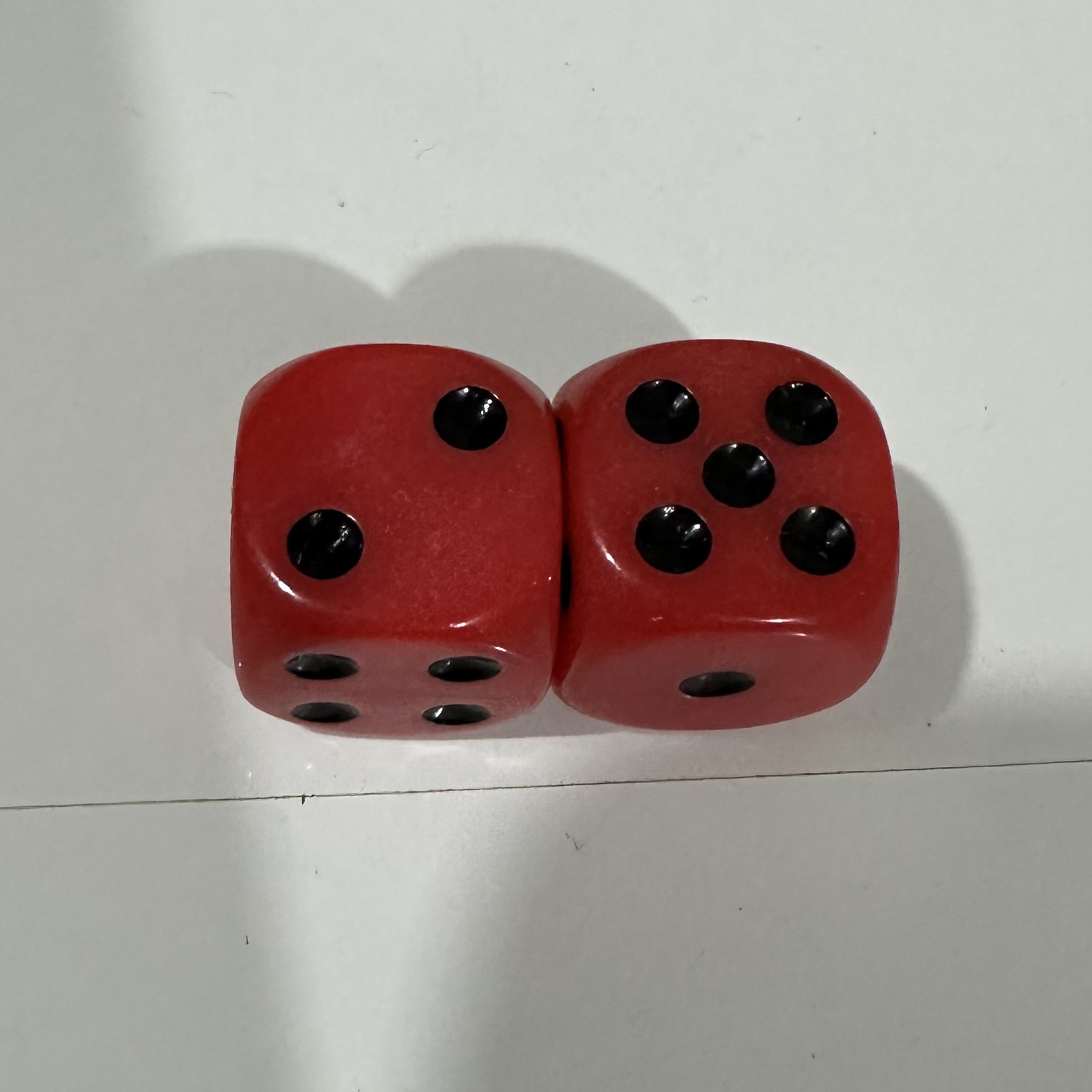 Picture of Yiwu Dege leisure and entertainment supplies 16mm acrylic solid color dice color complete
