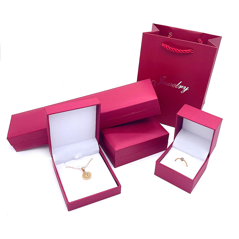 Rose Red Jewelry Packaging Box Ring Box Leather-filling Paper Plastic Box Printing Pendant Jewelry Gold Storage Box Necklace Box