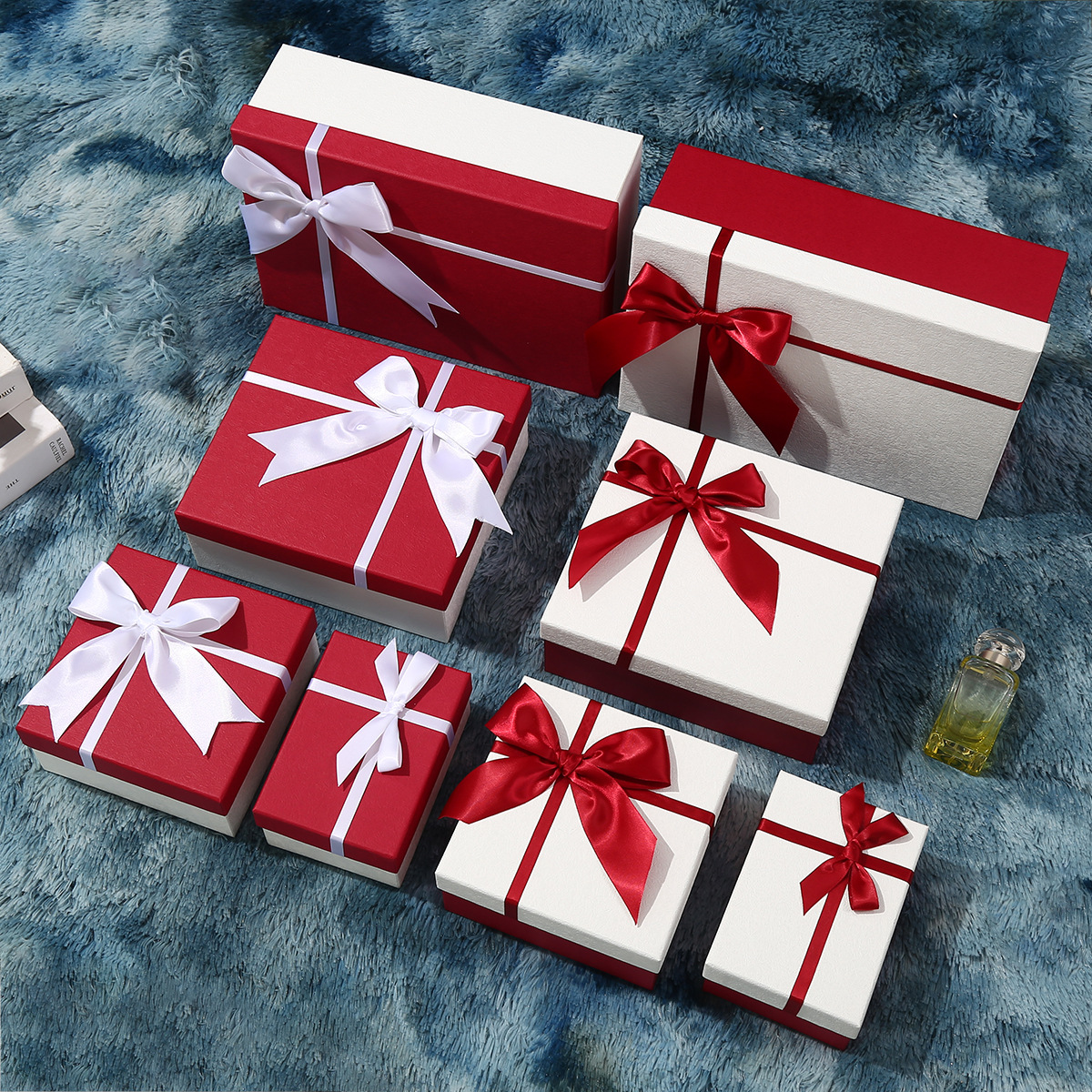 Gift Box New Year Red Bow Birthday Gift Box Wedding Souvenir Empty Box Packaging Box Holiday Gift Box