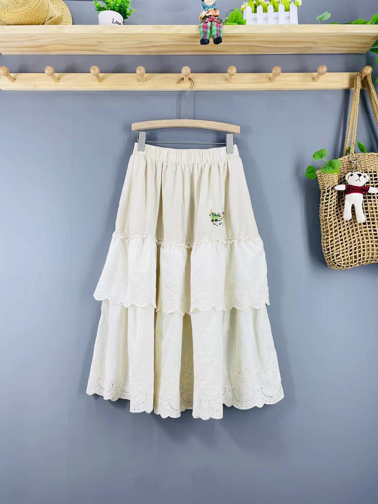 Spliced Embroidered Skirt for Women 2025 Literary, Fresh, Sweet and Versatile Loose Lotus Leaf Hem A-Line Mid-Length Skirt