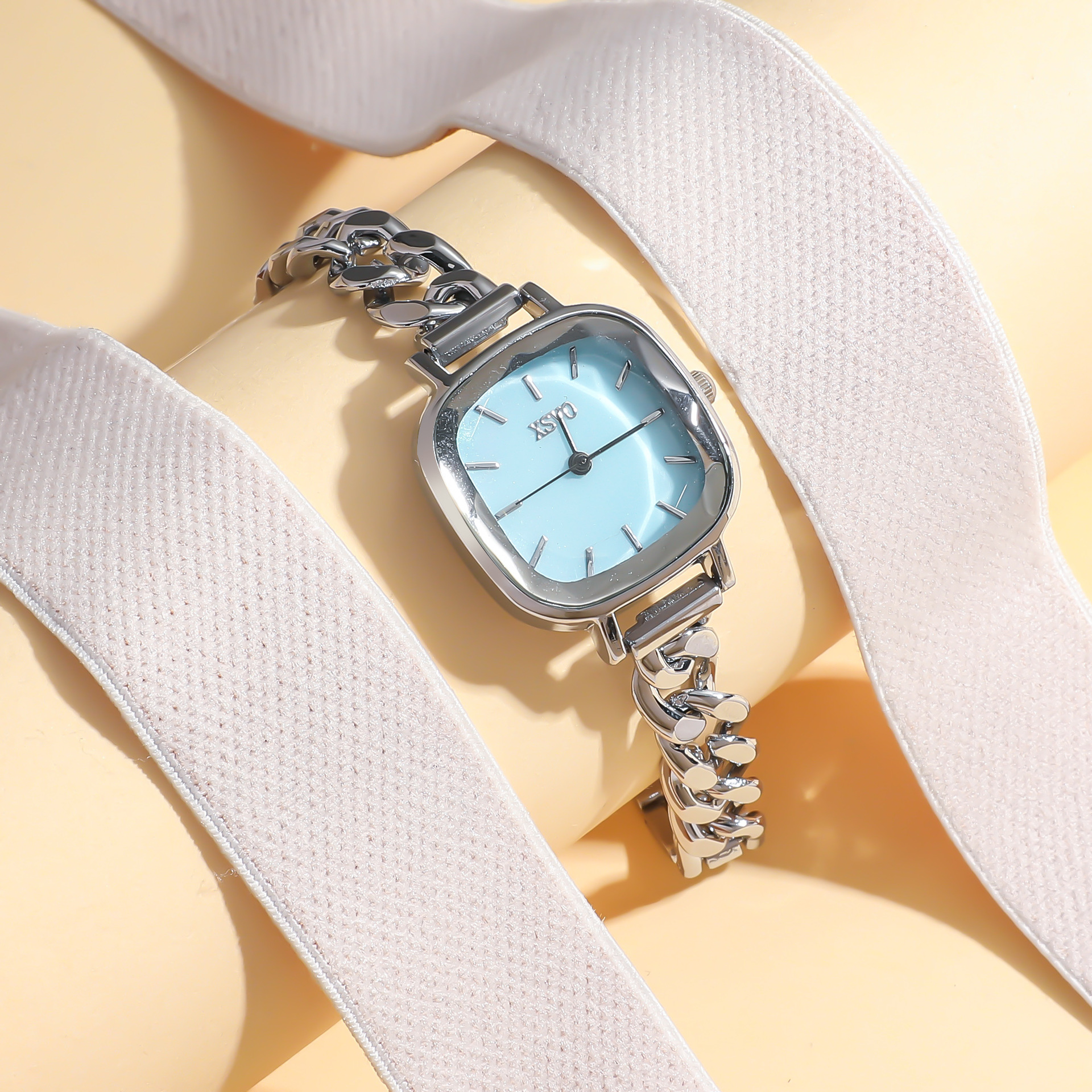 Picture of Women's Fresh Ins Style All-Match Purple Aurora Dial Square Bracelet Watch for Students