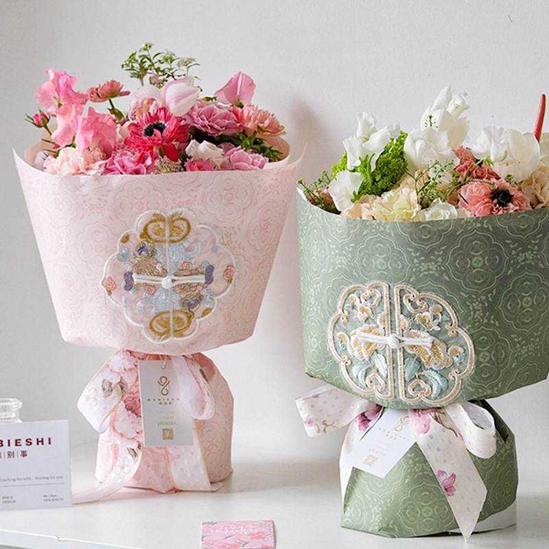 Changyi Wholesale Flower Bouquet New Chinoiserie Embroidered Cloud Shoulder Wrapping Paper Chinoiserie Cheongsam Buckle Floral Wrapping Flower Paper