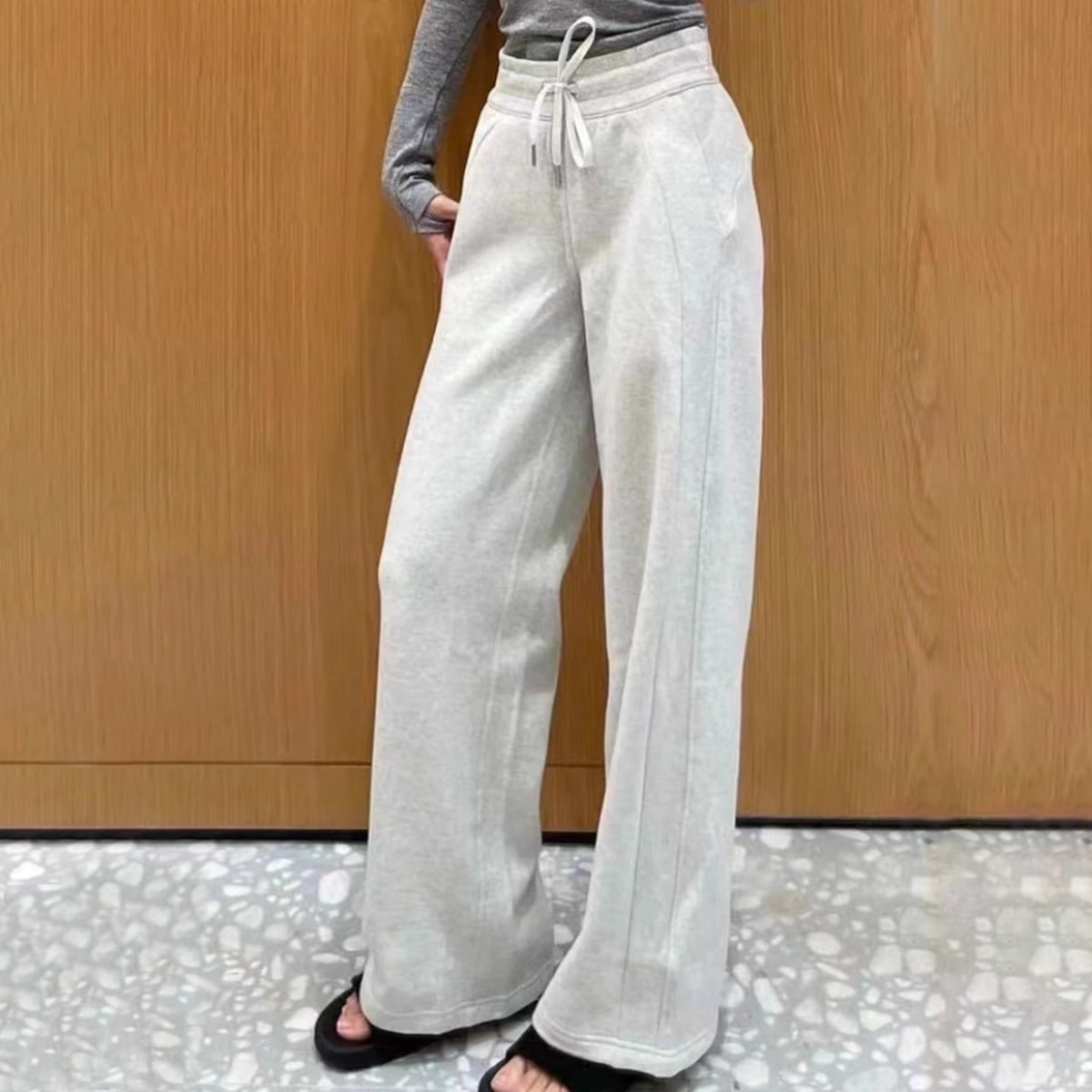 Picture of Autumn and Winter New Lu Brand Women's Sweatshirt Pants Souba Wide-Leg Pants Loose Waistband Fleece-Lined Sports Straight Pants Warm