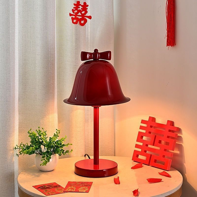 Wedding lights, ever-bright wedding lights, red couple bells, butterflies, wedding bridal rooms, bedside touches, ever-bright lights, unplugged