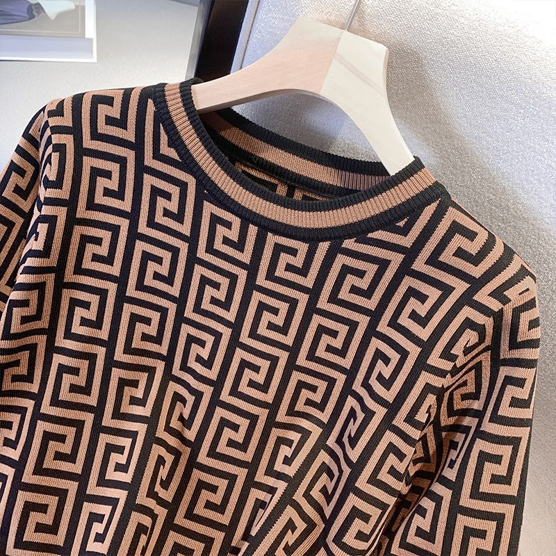 Picture of Foreign Trade European Goods Contrasting Color Jacquard Long-sleeved Sweater Women's Autumn and Winter Inner Round Neck Pullover All-match Base Sweater