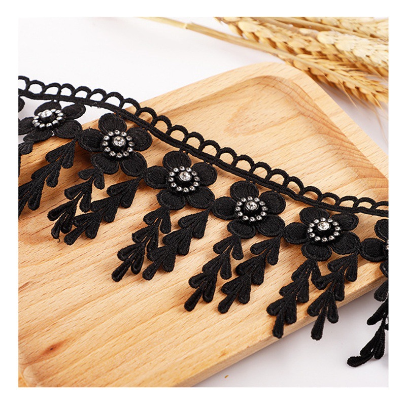8cm wide black and white milk silk Margaret daisy tassel handmade beaded lace dance dress decorative accessories