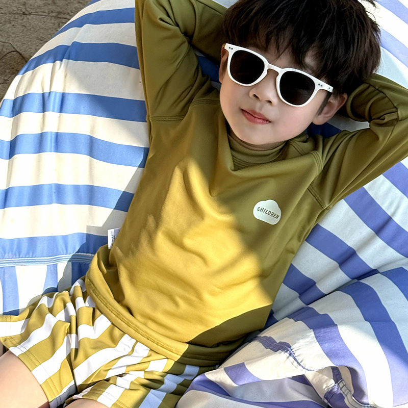 2025 New Boys and Girls Swimwear Summer Long-sleeved Sunscreen suit Simple Casual Hot Spring Vacation Quick-drying Swimwear