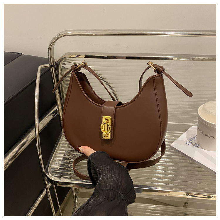 Picture of Bag Women's 2024 New Fashionable Autumn Popular Underarm Bag Korean-style All-match Western-style Women's Bag Niche Design Shoulder Bag