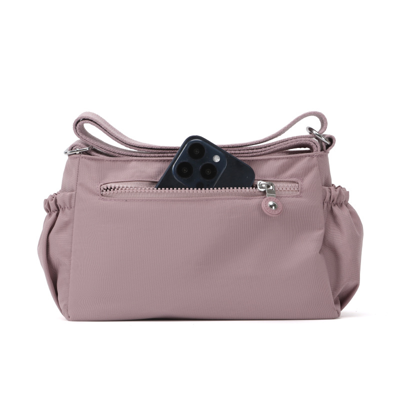 Picture of Cross-border Foreign Trade Fashion Large Capacity Crossbody Bag Trendy All-match Waterproof Nylon Cloth Tote Bag Women's Simple Shoulder Bag