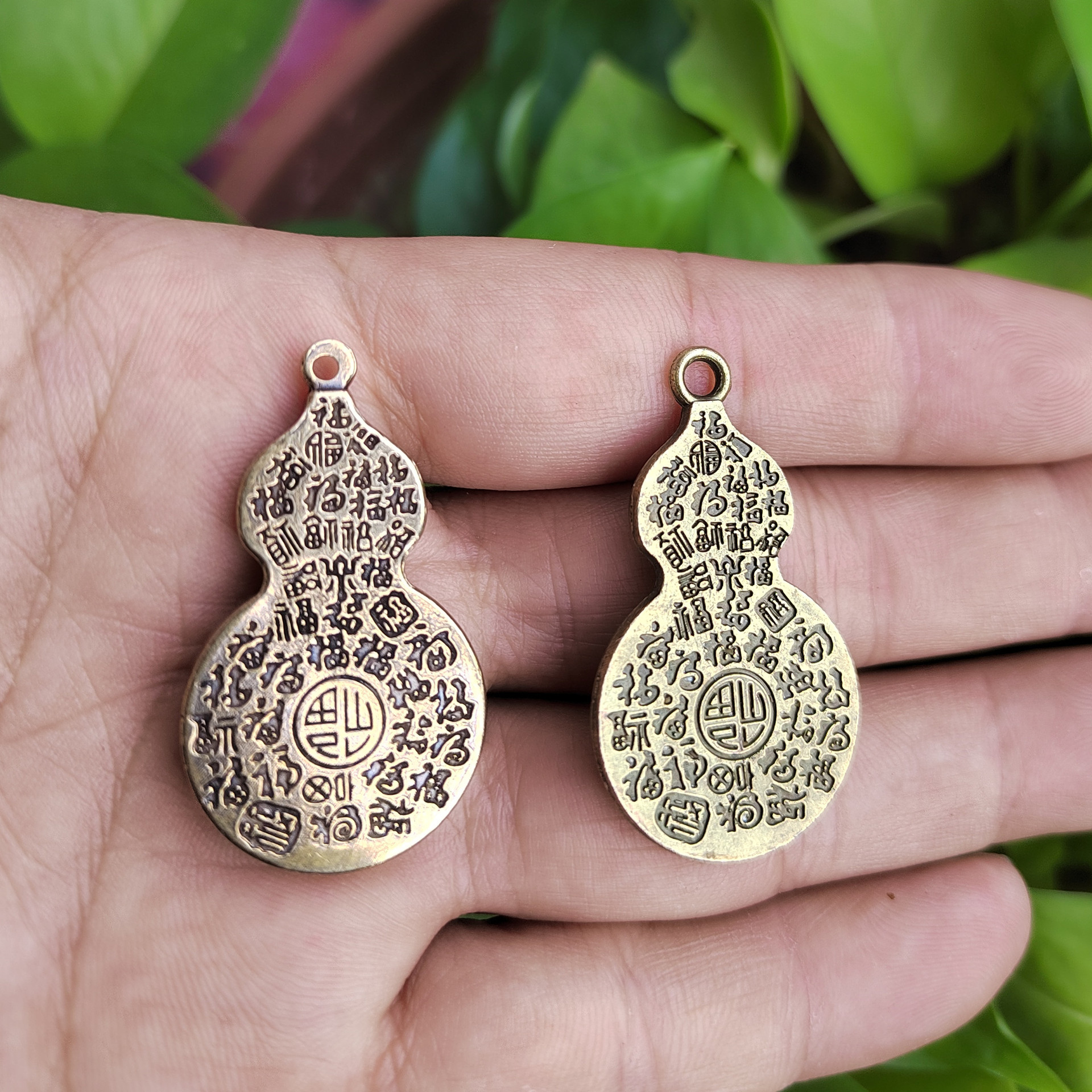 Picture of Pure Brass Baifu Ping An Tai Chi gossip small gourd keychain pendant pure copper small pendant pendant factory wholesale