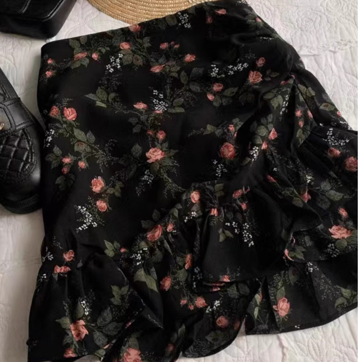 French vintage floral ruffled high-waisted skirt women's new versatile A-line skirt for summer 2025