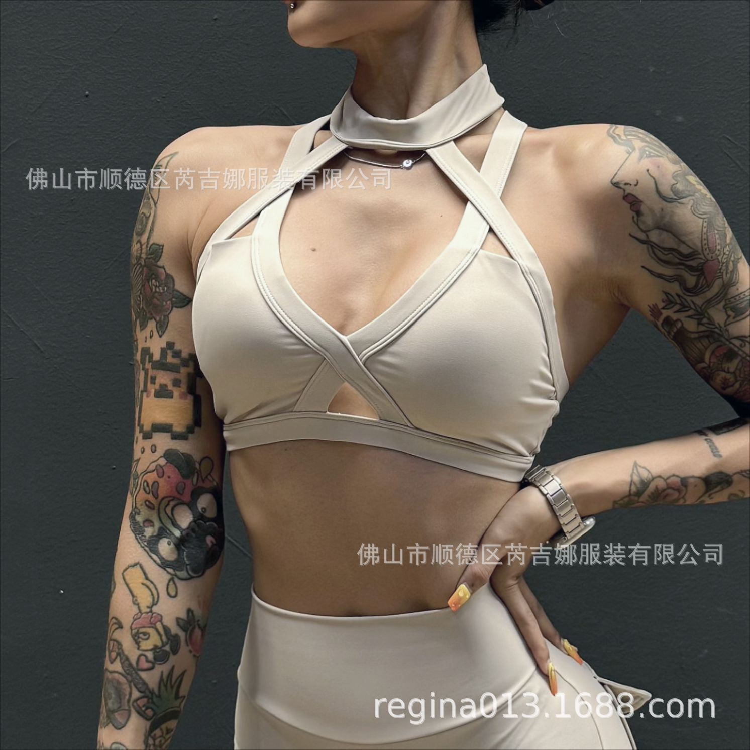 Picture of Cross-border Sports Fitness Underwear Women's Hanging Neck Buckle Sexy Shockproof Push-up Stereotype Professional Running Yoga Bra