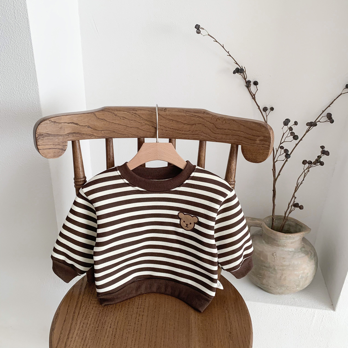 Picture of Children's Winter Round Neck Four-Color Korean Style Sweatshirt Kidsren's Clothing Baby Fleece-Lined Male and Female Baby Fleece-Lined Warm Pullover Jacket