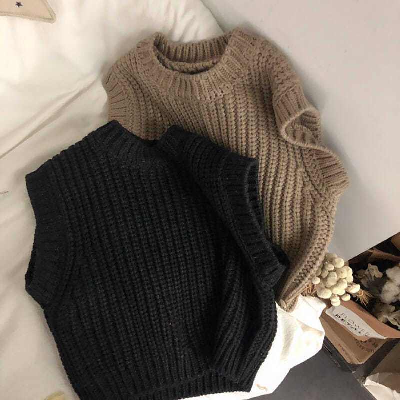 Picture of South Korea Children's Thick Thick Wool Vest Spring and Autumn Knitted Sweater Artistic Mori Style Sleeveless Vest for Boys and Girls Trendy