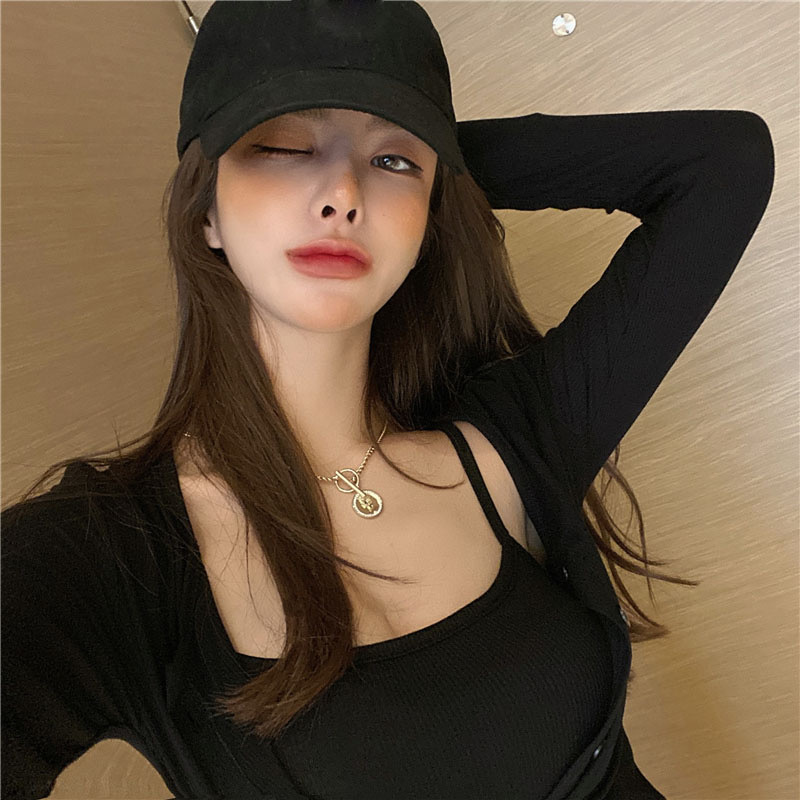 Picture of 2022 Spring and Autumn Sexy Cardigan suit Women's Elegant Fashion Slim-fit Slimming Camisole Two-piece Long-sleeved Tide
